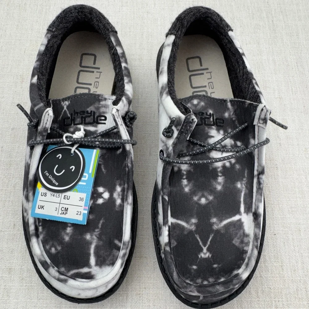 Hey Dude Wally Thunderstruck Tie Dye Black White Youth Loafers Shoes Y4 L5